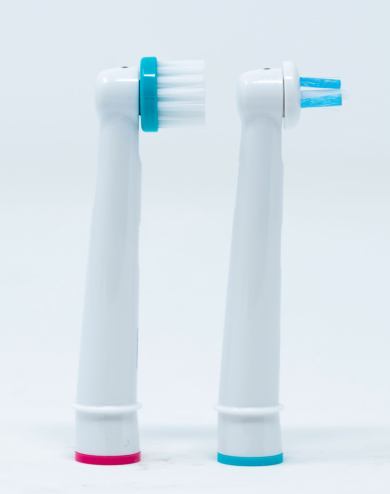 OralB Testina di Ricambio Ortho Care Essential – 2+1 pz.