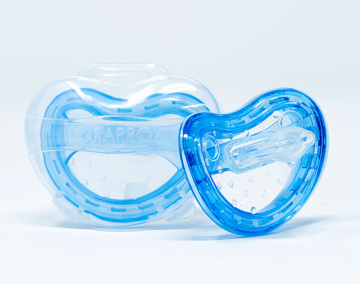 [BD] Curaprox Succhietto Taglia 0 [0- 7 mesi] 2 pz + Scatola per Igienizzazione - Vari Colori