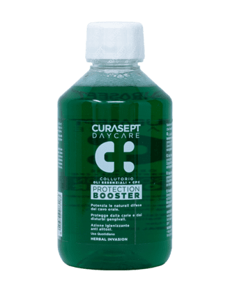 Curasept Collutorio Daycare Protection Booster Herbal Invasion - 250 ml