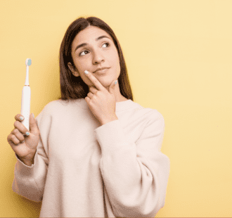 Scegliere la testina dello spazzolino elettrico: 3 regole da seguire