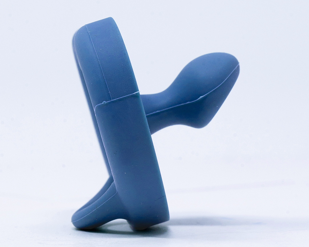 Nuby Succhietto Ortodontico in Silicone 6 - 36 mesi - 1 pz - Vari Colori